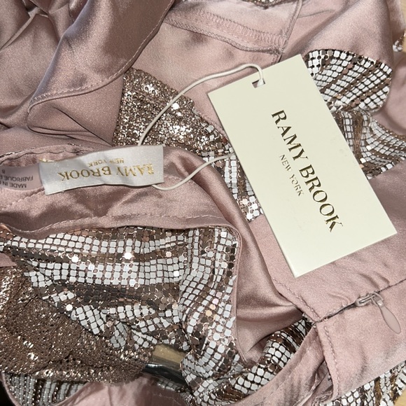 Printed Lola Chain Mini Dress In Rose Gold - Picture 9 of 11